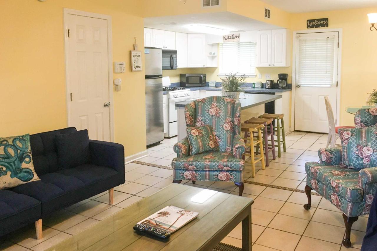 Evolve Resort Townhome With Pool, Walk To Beach!